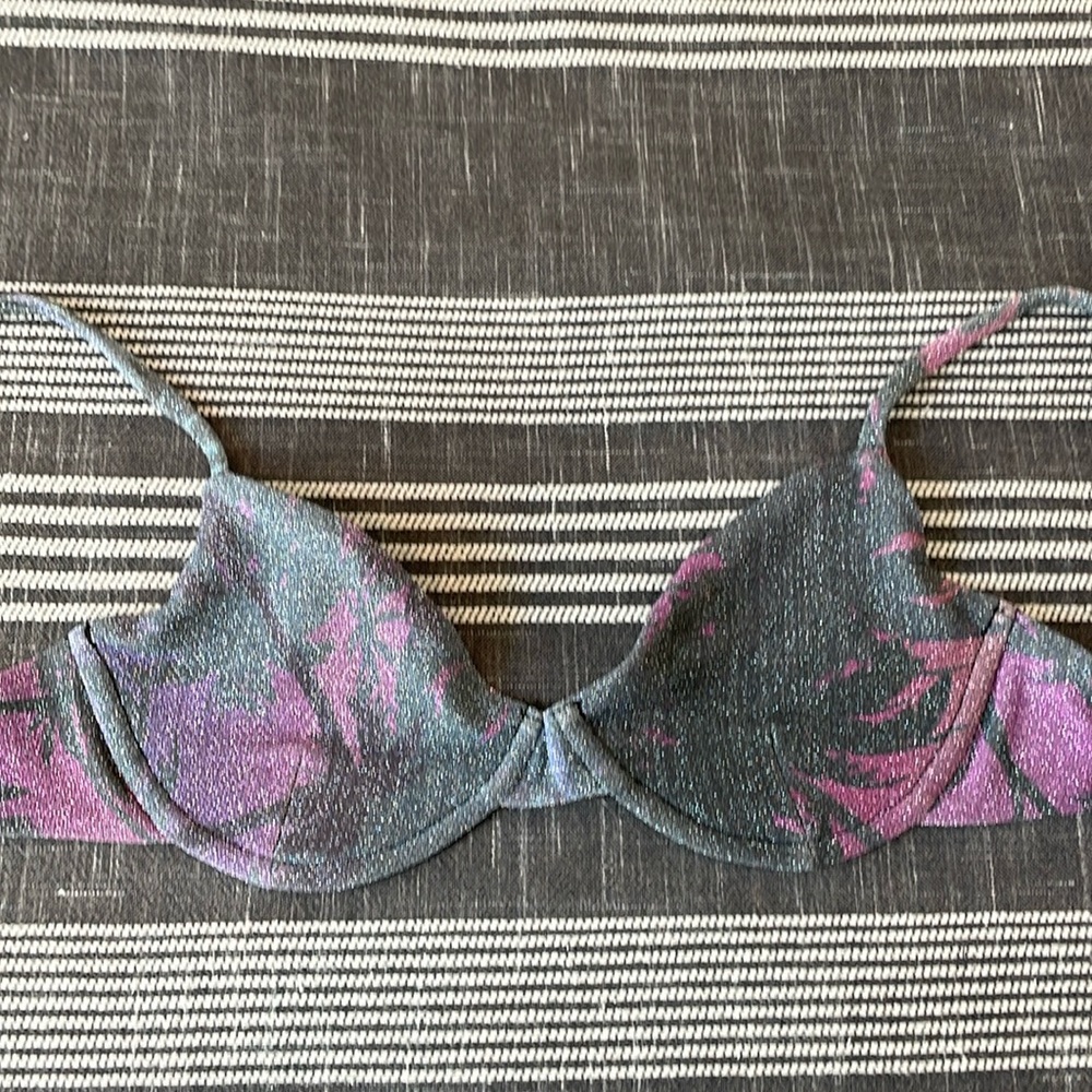 Beach Riot bikini top